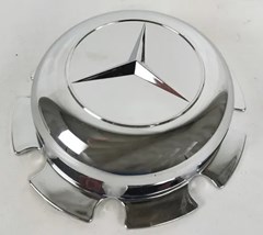 Aplique Cromado Tampa Cubo Dianteiro Caminhão Mercedes-Benz Axor