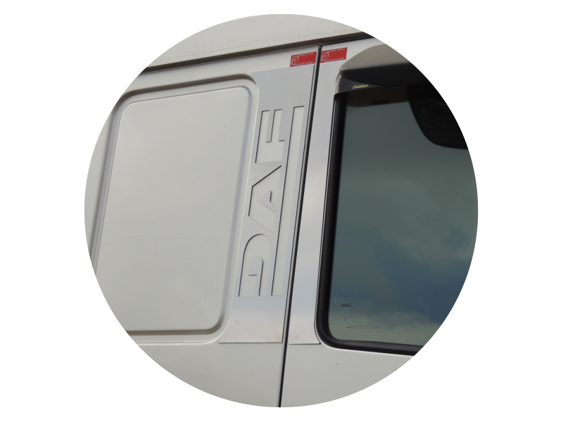 Par Acabamento Inox Coluna Porta Caminhao DAF XF