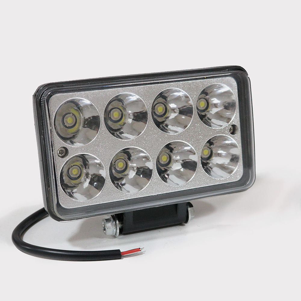 Farol Auxiliar Retangular LED Branco 150x90mm (8 LEDs) - Bi-Volt