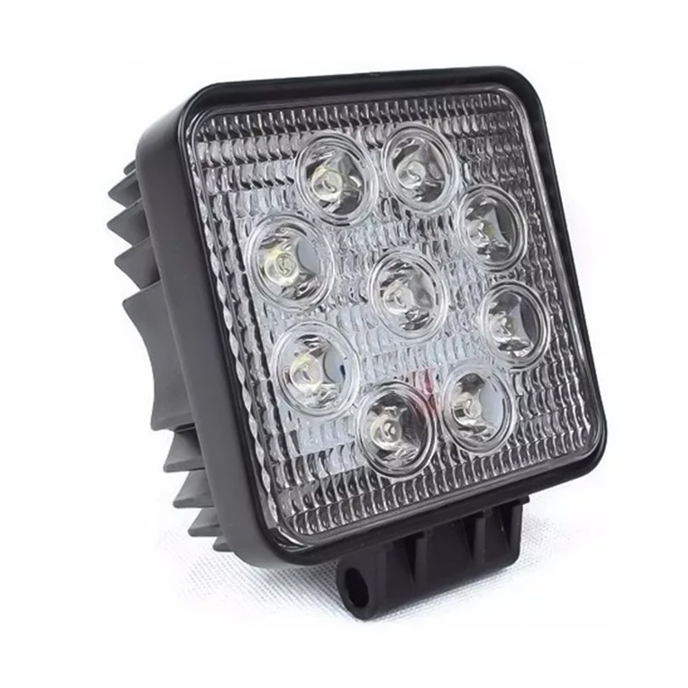 Farol Auxiliar Quadrado Grosso 12/24v 106mm 9 LEDs 27W 6000K Farol Auxiliar Quadrado Grosso 12/24v 106mm 9 LEDs 27W 6000K