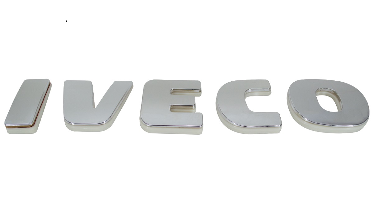 Emblema Compativel ”Iveco” Capô  Após 2019 - 5801549558