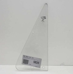 Vidro Bandeirola Caminhão Volkswagen Após 1981 Com Furo - T00845247