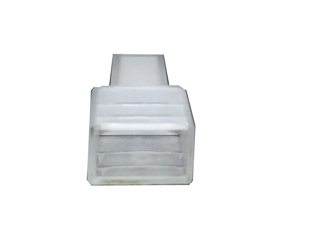 Capa Terminal Encaixe Macho com Trava - Universal (Pc)