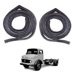 Par Borracha Porta Caminhão Mercedes-Benz 1113, 2213, 1969 a 1988 - Uniflex Par Borracha Porta Caminhão Mercedes-Benz 1113, 2213, 1969 a 1988 - Uniflex