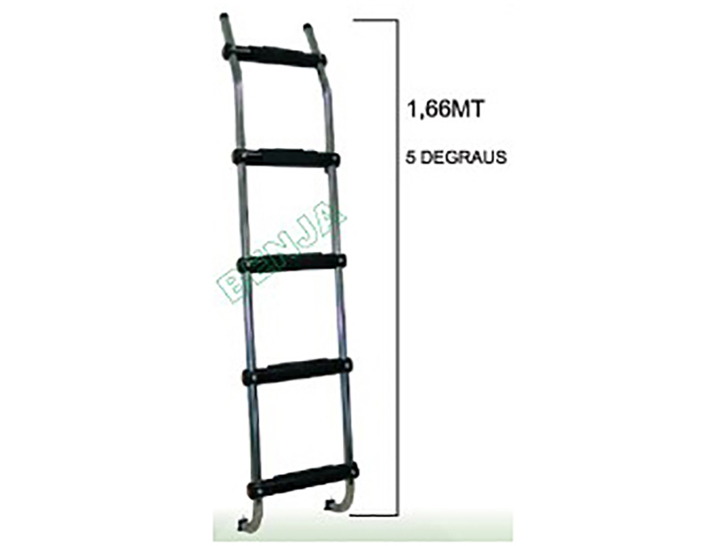 Escada Cabine Traseira Caminhão Volkswagen Constellation Com Alta Longa Cromada