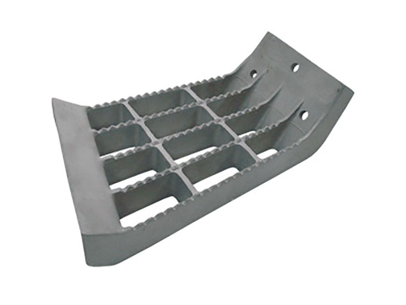 Estribo Pisar Aluminio Caminhão Volkswagen 11.130 até 1986 Inferior Lado Direito - T15801174